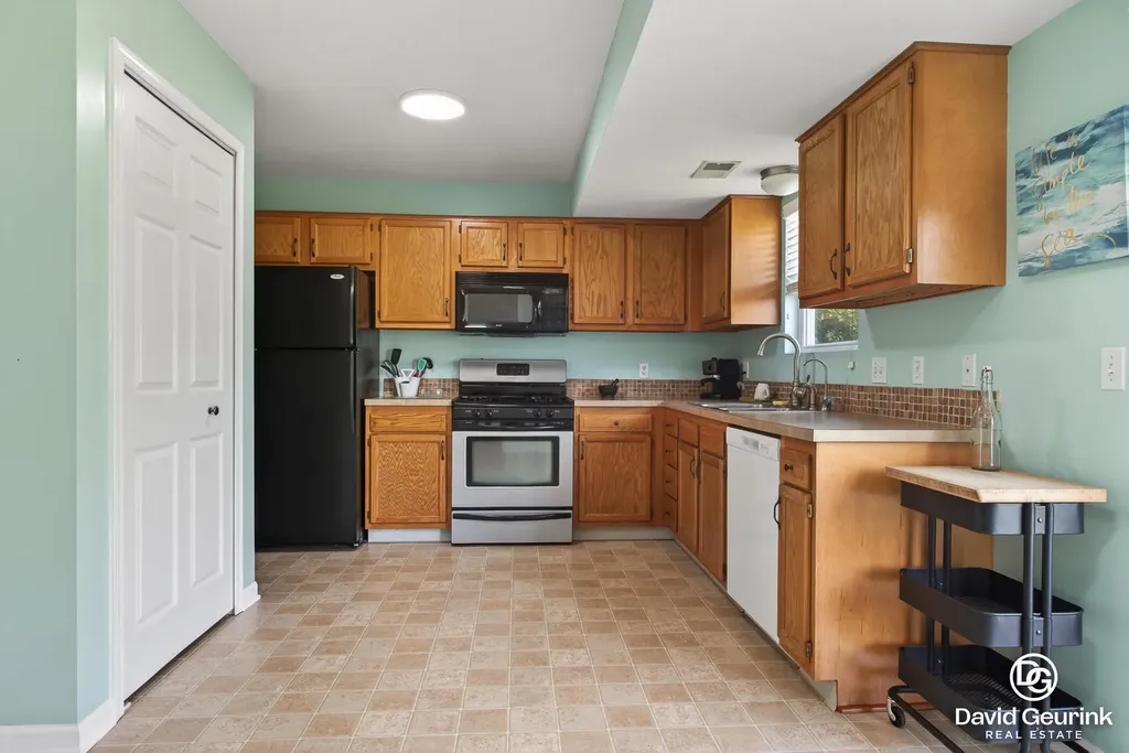 11929 Bush Court Holland Charter Township MI 49424