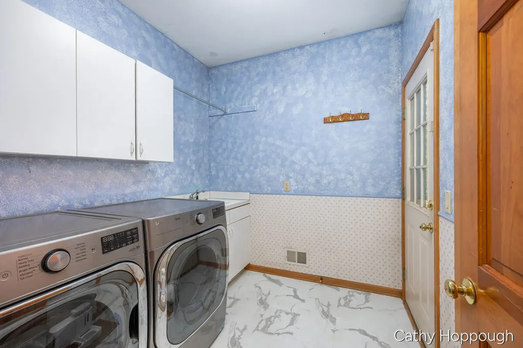 470 Caroline Street Ionia Township MI 48846