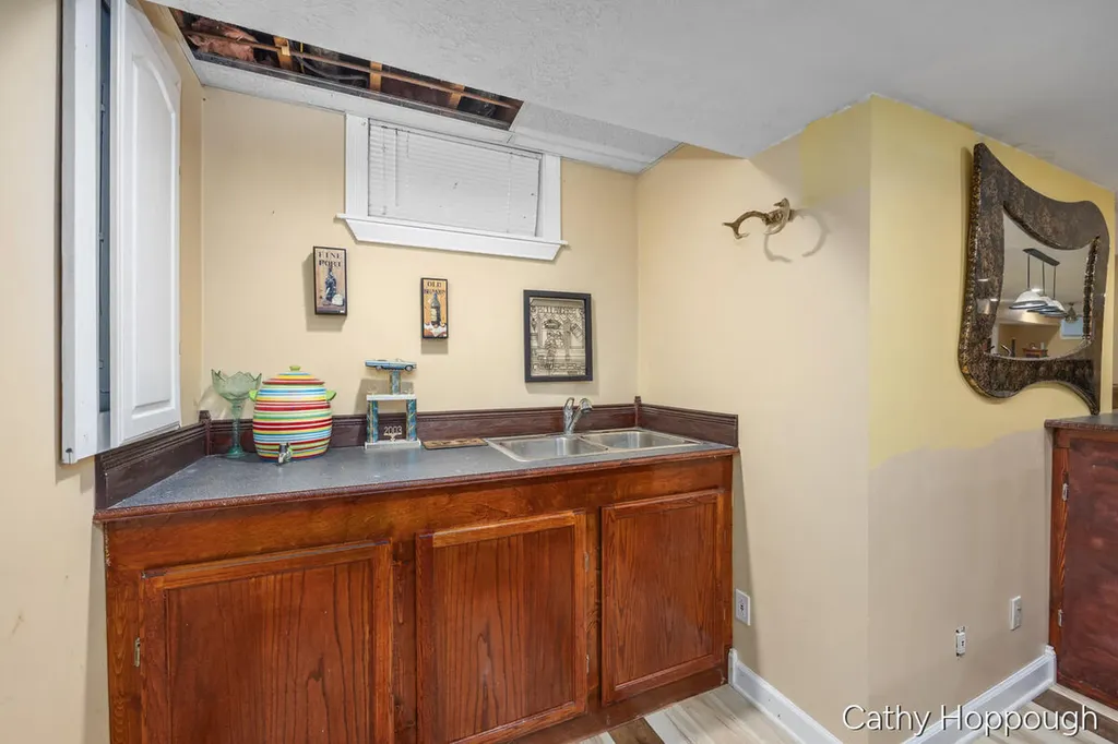 470 Caroline Street Ionia Township MI 48846