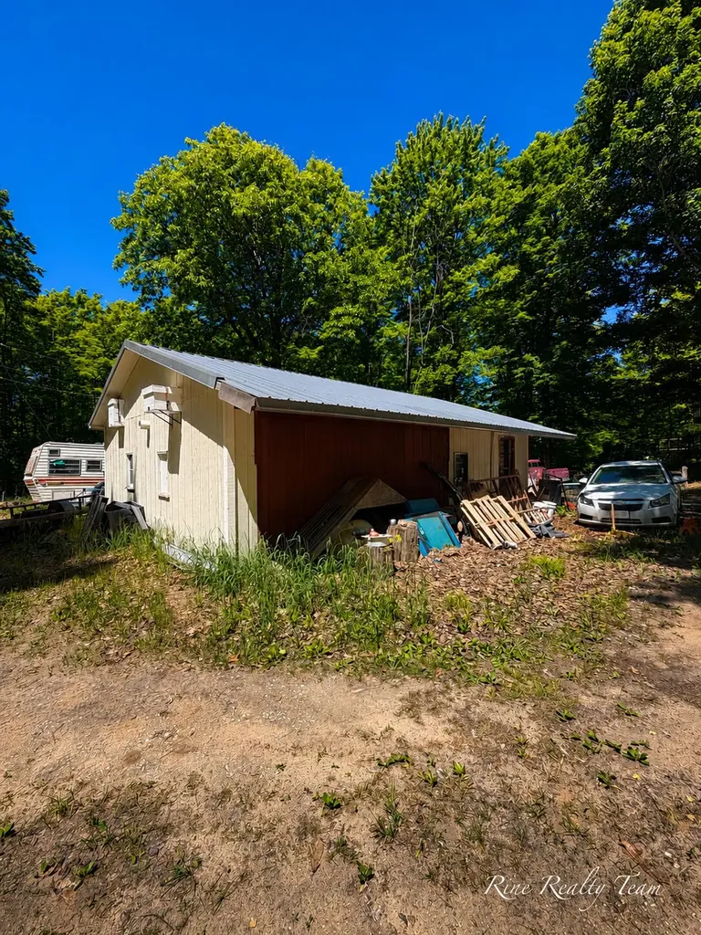 7035 Campbell Road SE Orange Township MI 49633