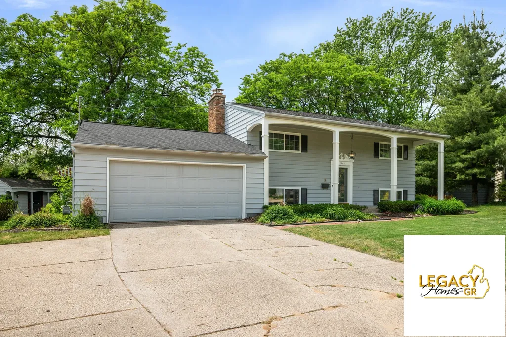 1646 Rose Parkway SE Grand Rapids City MI 49506