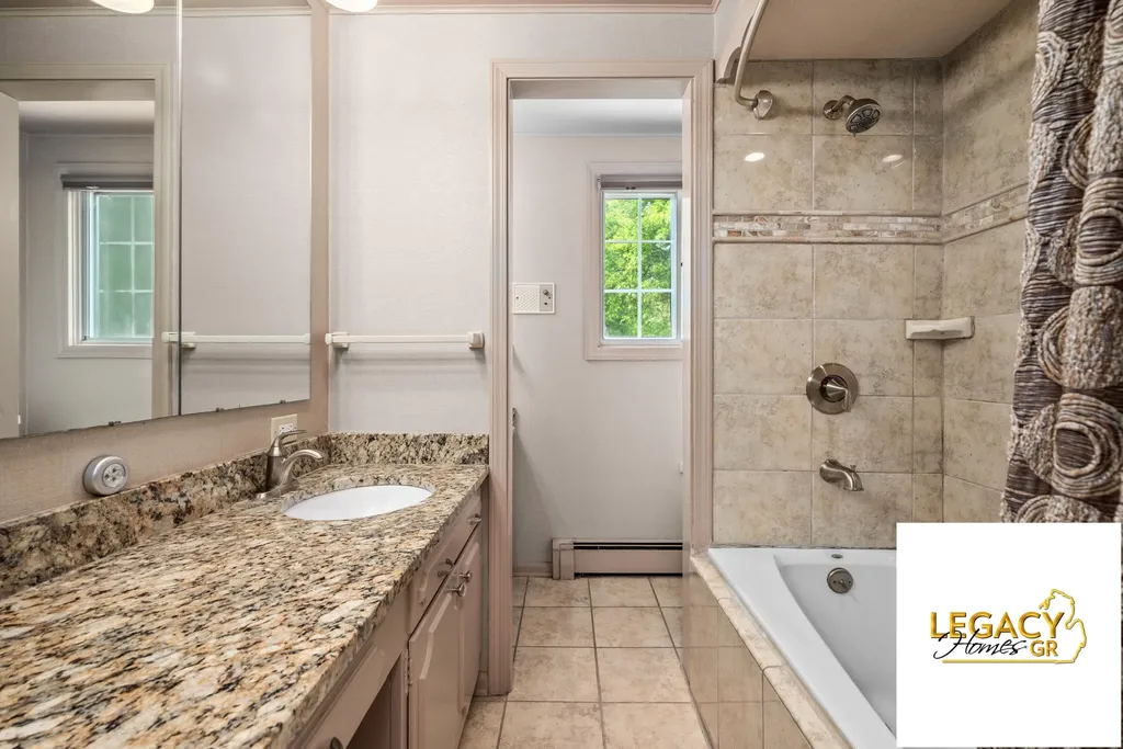 1646 Rose Parkway SE Grand Rapids City MI 49506