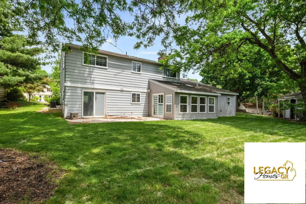 1646 Rose Parkway SE Grand Rapids City MI 49506