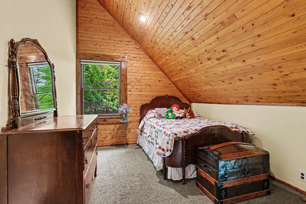 3684 4 Mile Road NE Grand Rapids Charter Township MI 49525