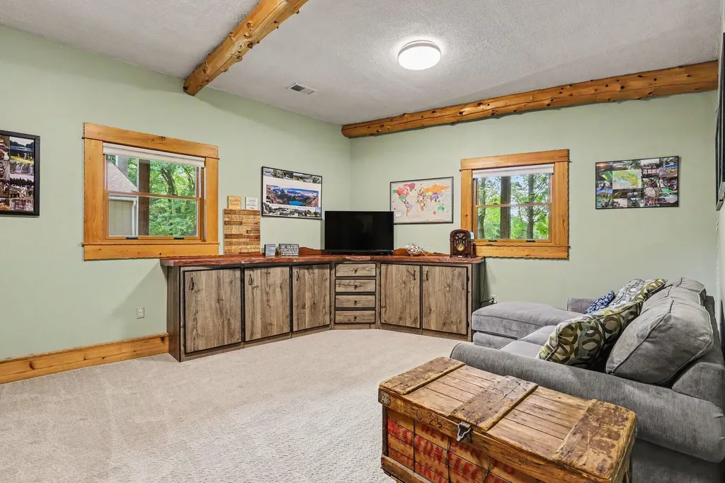 3684 4 Mile Road NE Grand Rapids Charter Township MI 49525