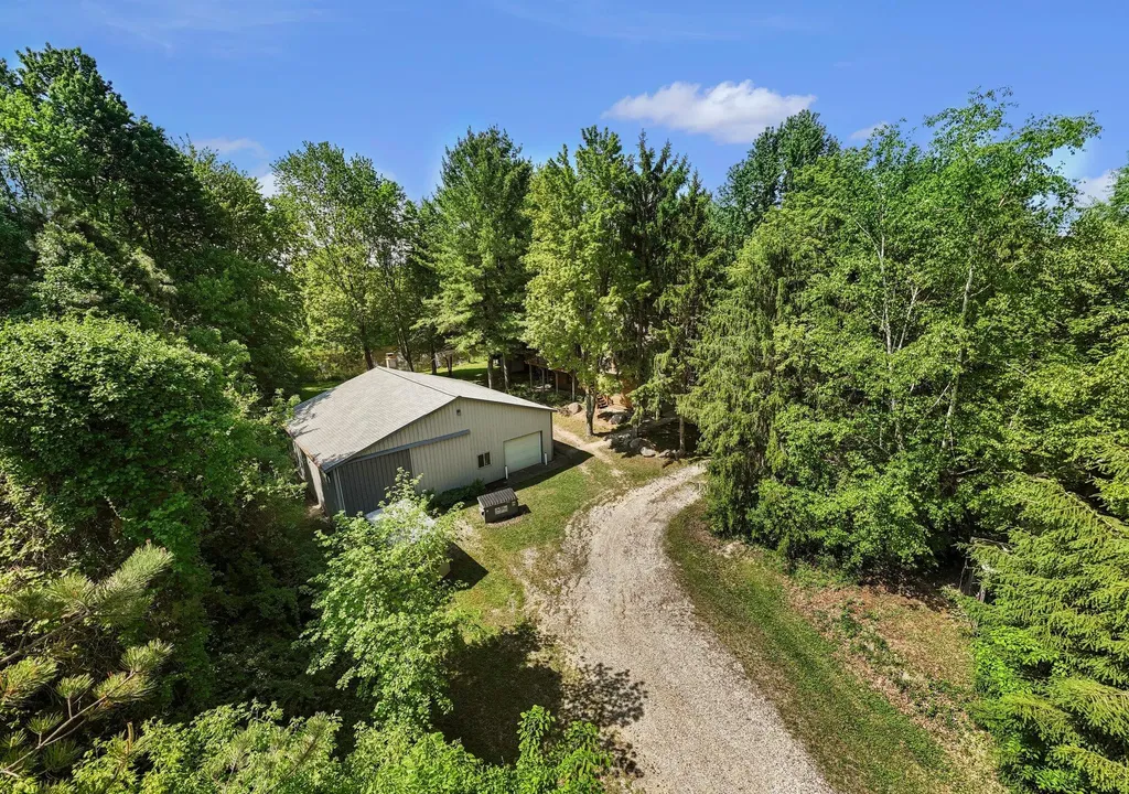 3684 4 Mile Road NE Grand Rapids Charter Township MI 49525