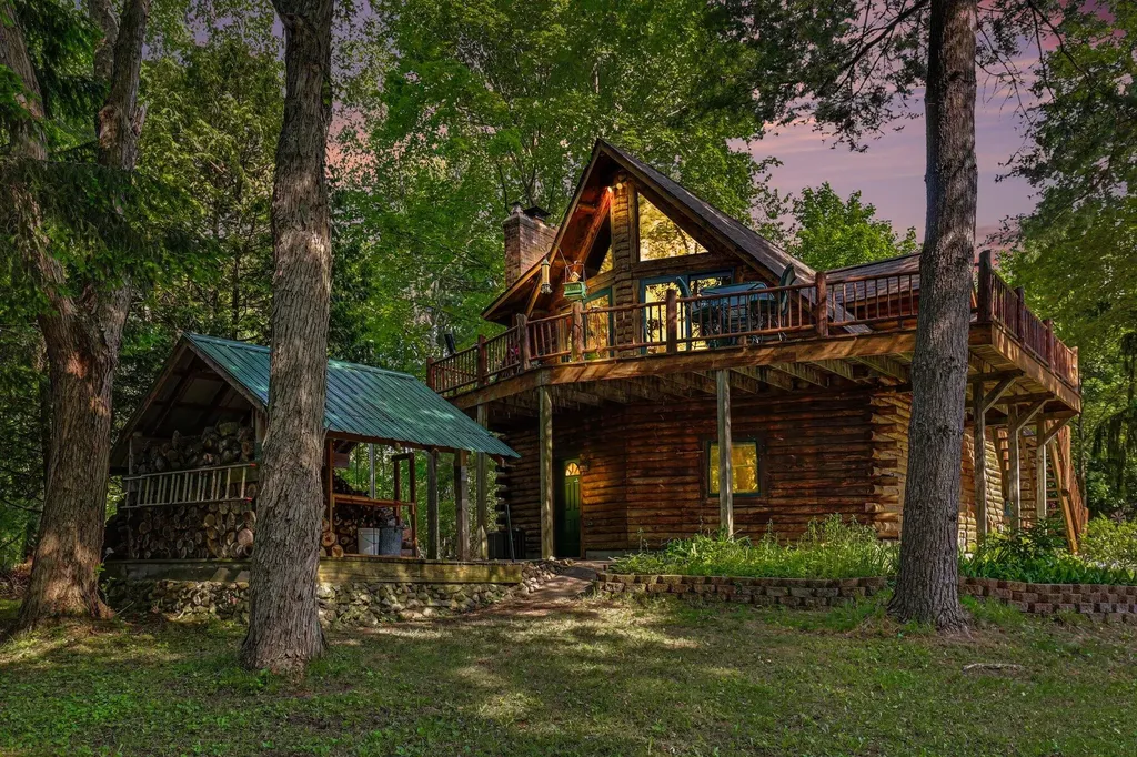 3684 4 Mile Road NE Grand Rapids Charter Township MI 49525