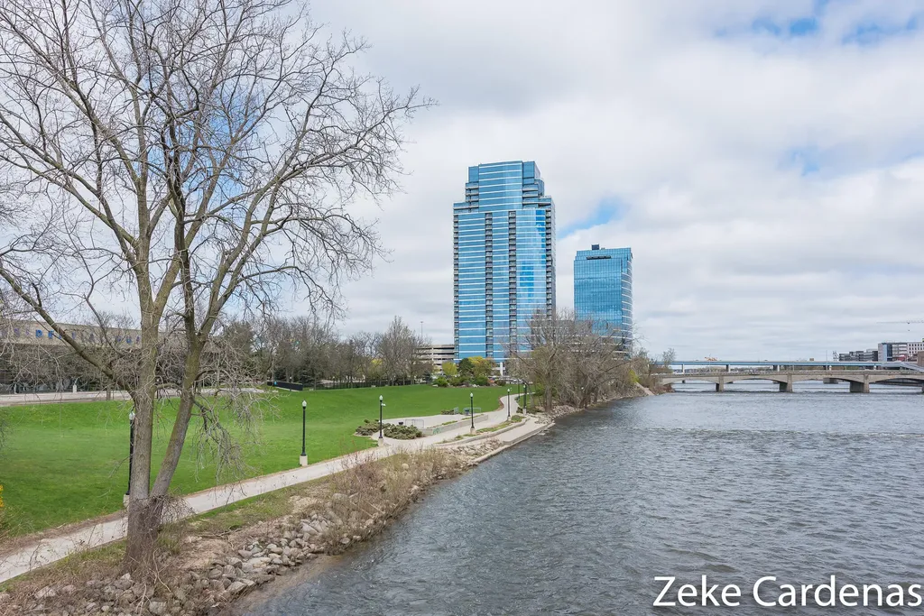 335 Bridge Street NW Grand Rapids City MI 49504