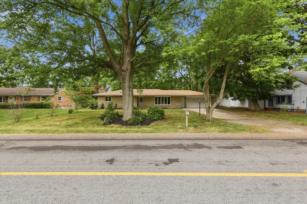 672 Jakway Avenue St. Joseph Charter Township MI 49022