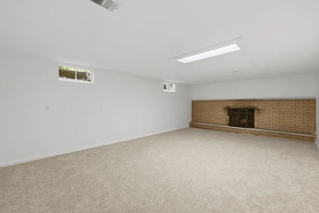 672 Jakway Avenue St. Joseph Charter Township MI 49022