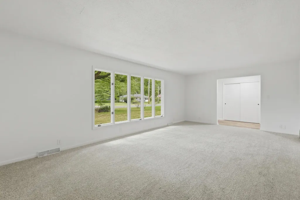 672 Jakway Avenue St. Joseph Charter Township MI 49022