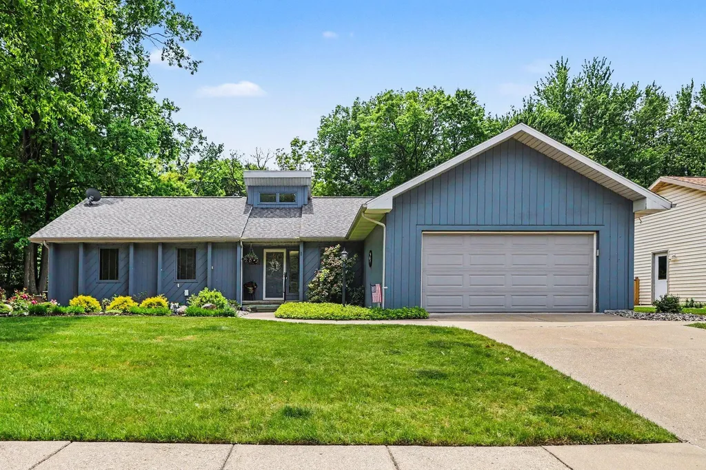 5649 Woodstock Drive Delta Charter Township MI 48917