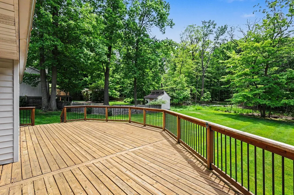 5649 Woodstock Drive Delta Charter Township MI 48917