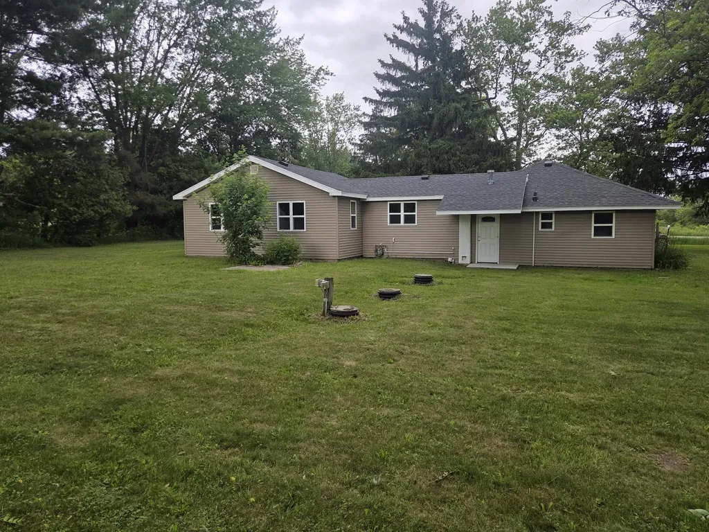 13799 8th Avenue Tallmadge Charter Township MI 49435