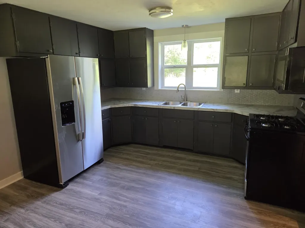 13799 8th Avenue Tallmadge Charter Township MI 49435