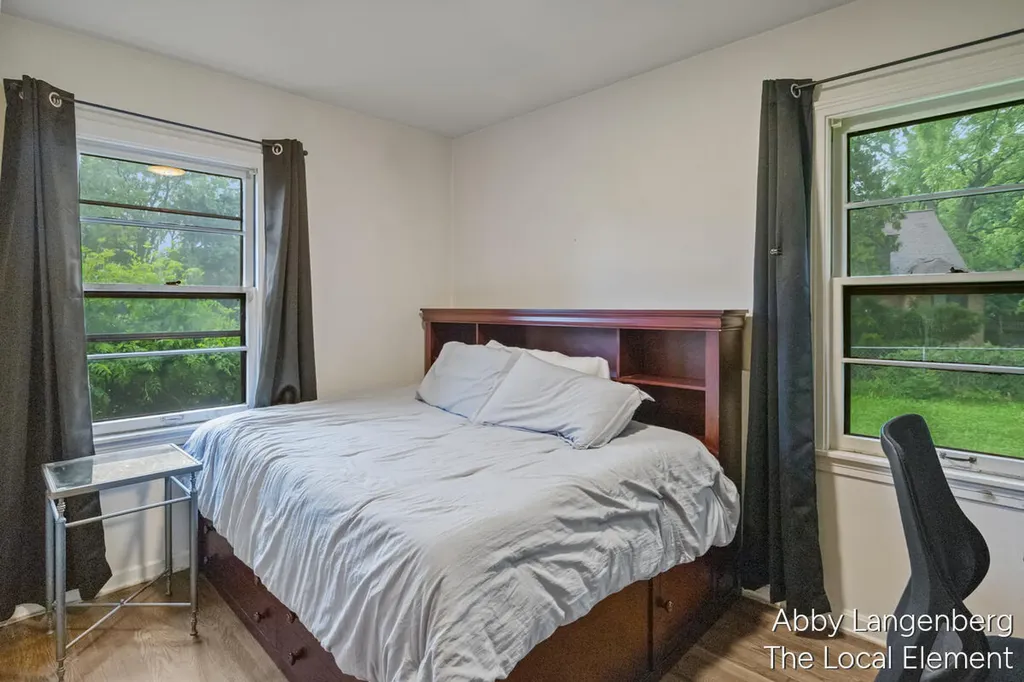 450 Newberg Avenue NW Grand Rapids City MI 49504