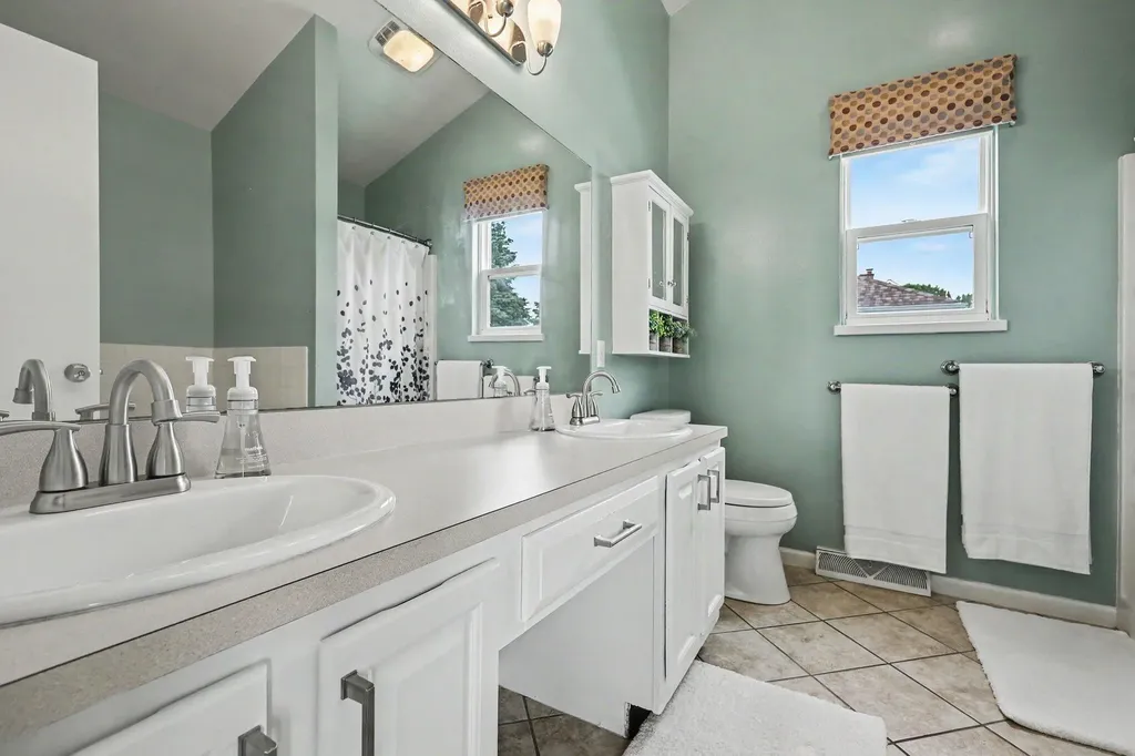 2632 Fairfield Drive Holland Charter Township MI 49464