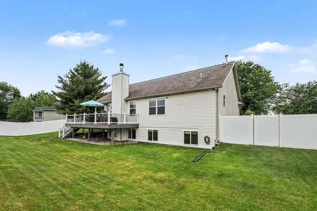 2632 Fairfield Drive Holland Charter Township MI 49464