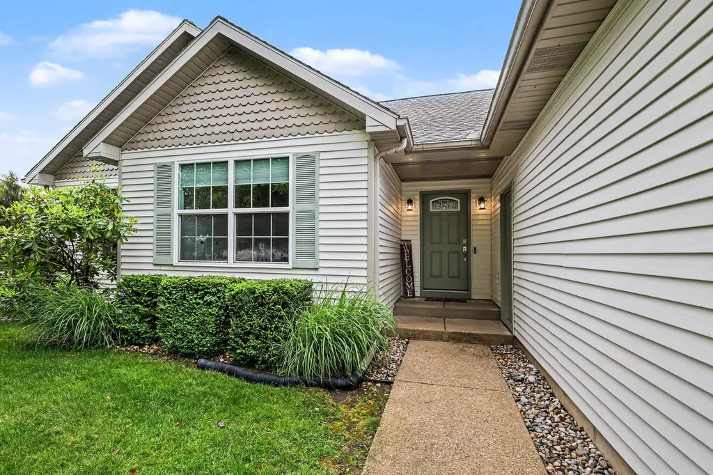 2632 Fairfield Drive Holland Charter Township MI 49464