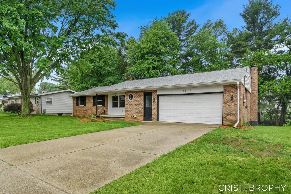4871 Newcastle Drive SE Kentwood City MI 49508