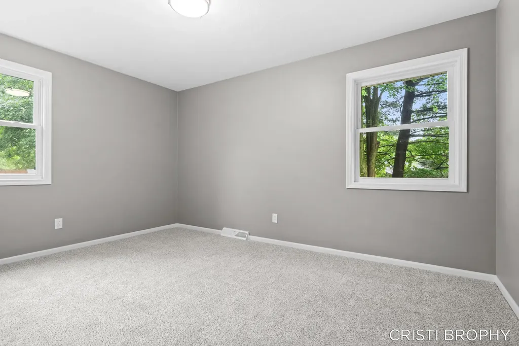4871 Newcastle Drive SE Kentwood City MI 49508
