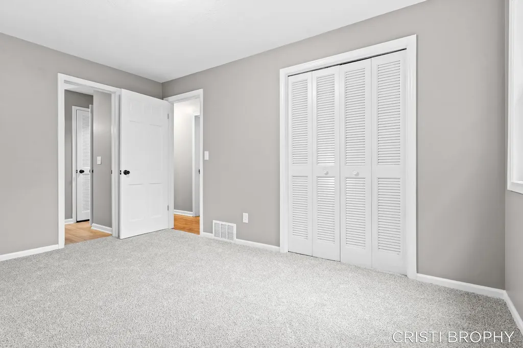 4871 Newcastle Drive SE Kentwood City MI 49508