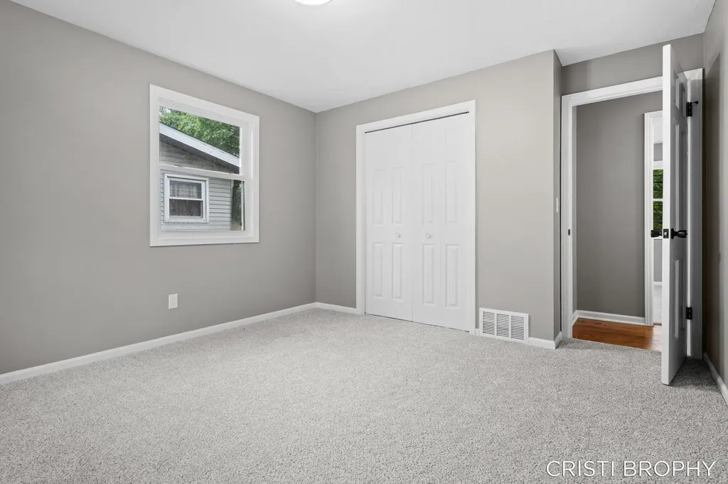 4871 Newcastle Drive SE Kentwood City MI 49508