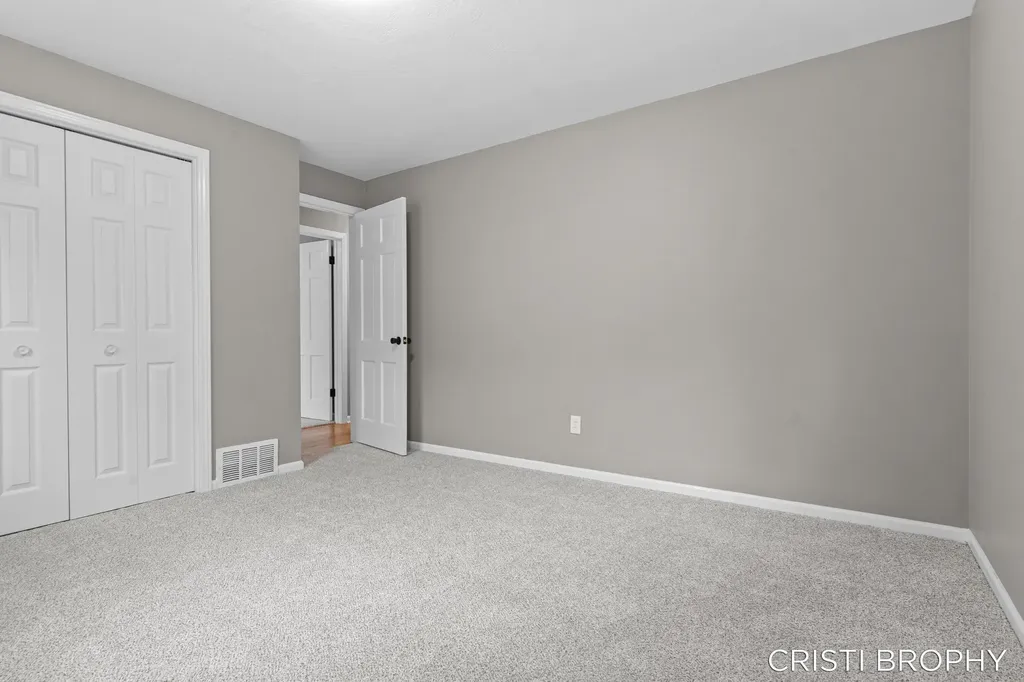 4871 Newcastle Drive SE Kentwood City MI 49508