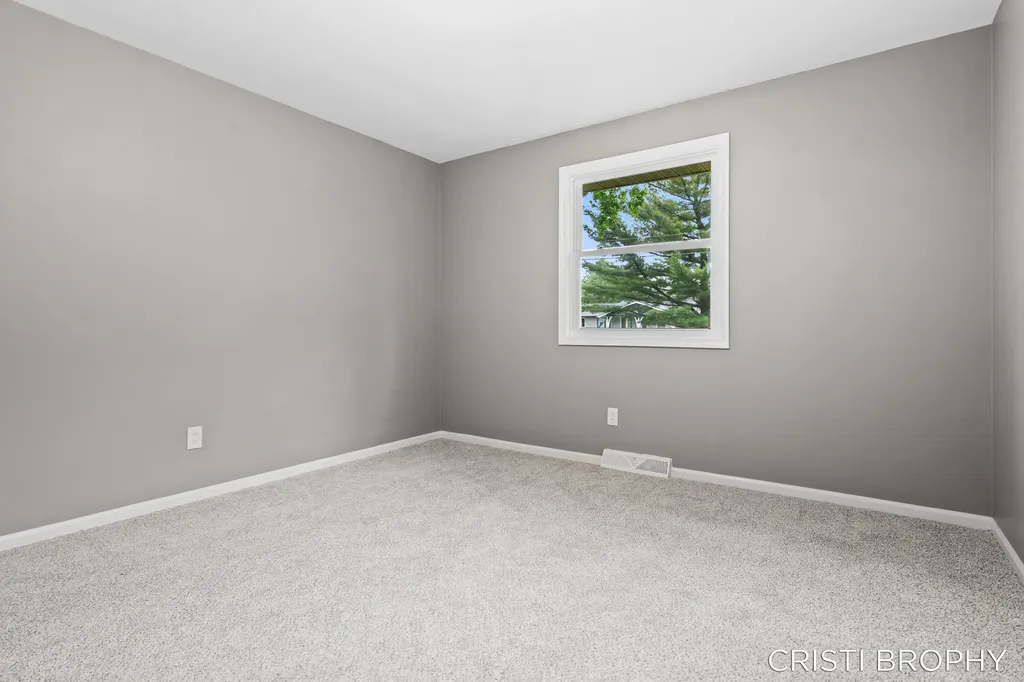 4871 Newcastle Drive SE Kentwood City MI 49508