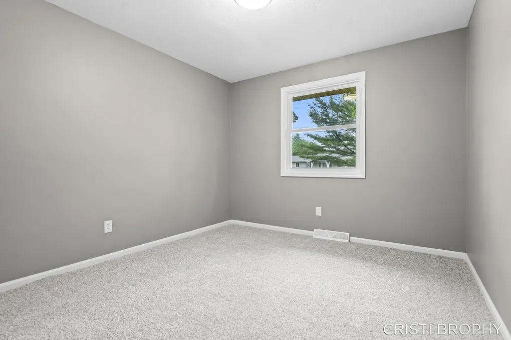 4871 Newcastle Drive SE Kentwood City MI 49508