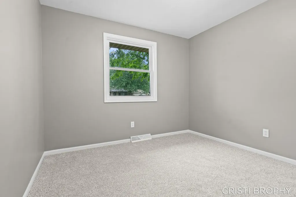 4871 Newcastle Drive SE Kentwood City MI 49508