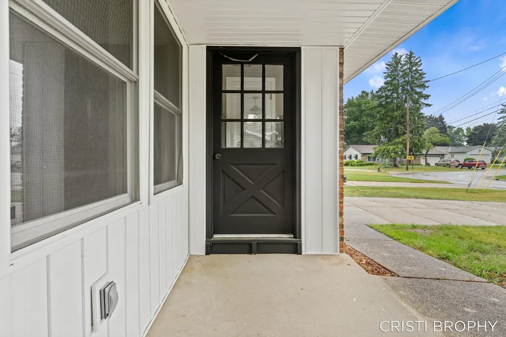 4871 Newcastle Drive SE Kentwood City MI 49508