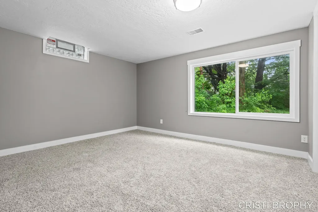 4871 Newcastle Drive SE Kentwood City MI 49508