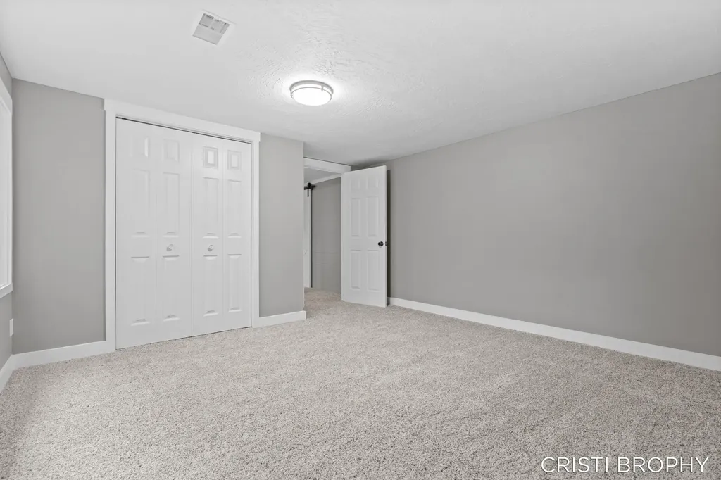 4871 Newcastle Drive SE Kentwood City MI 49508
