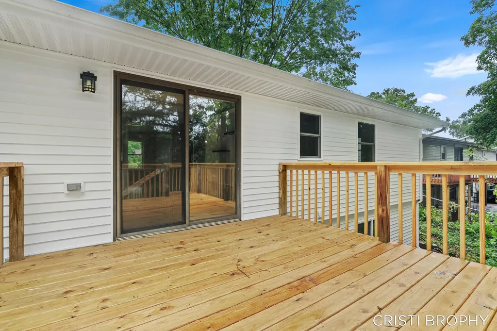 4871 Newcastle Drive SE Kentwood City MI 49508