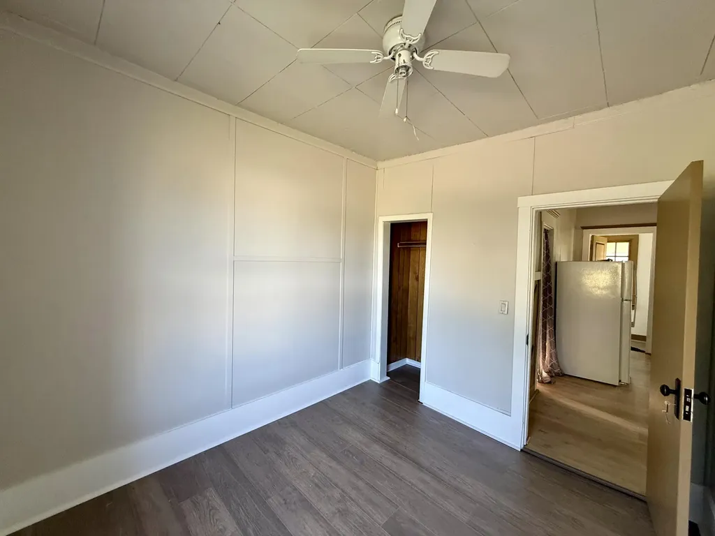 1872 Commerce Street Muskegon City MI 49441