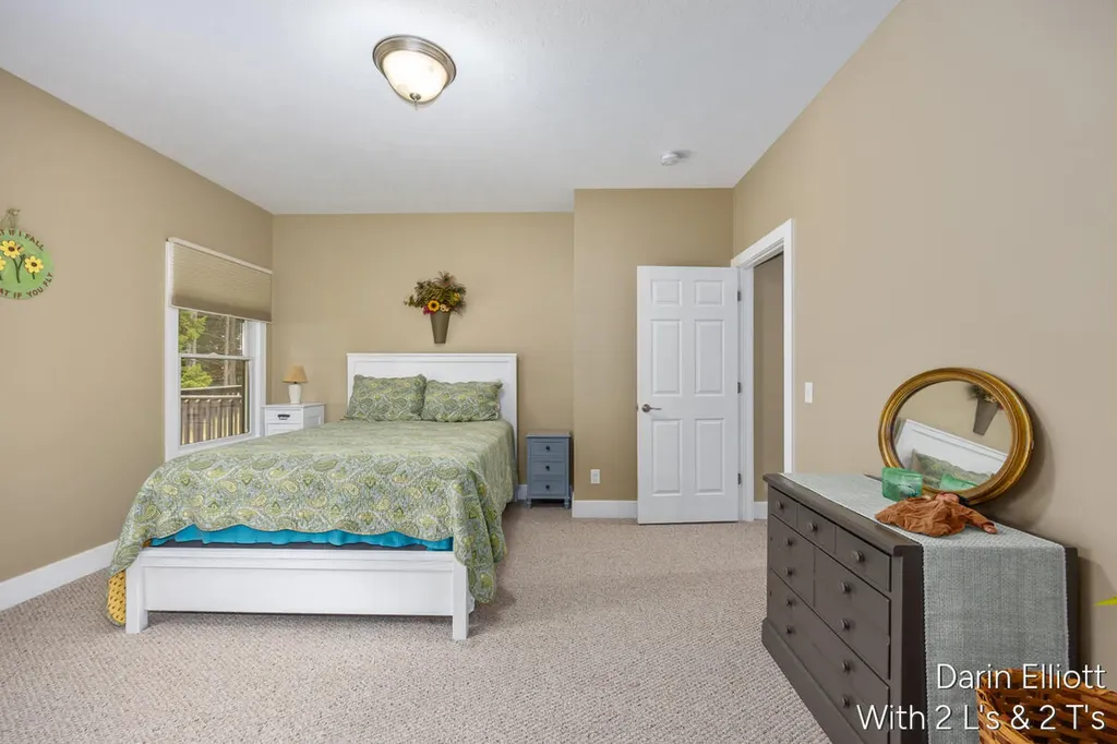 1015 Grosvenor Drive Greenville City MI 48838