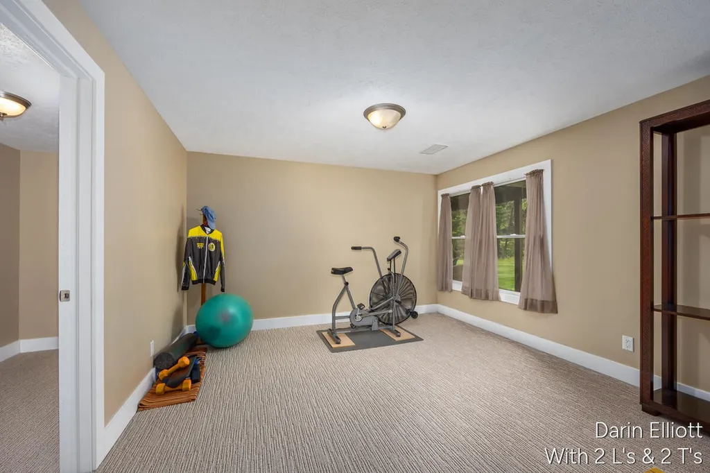 1015 Grosvenor Drive Greenville City MI 48838