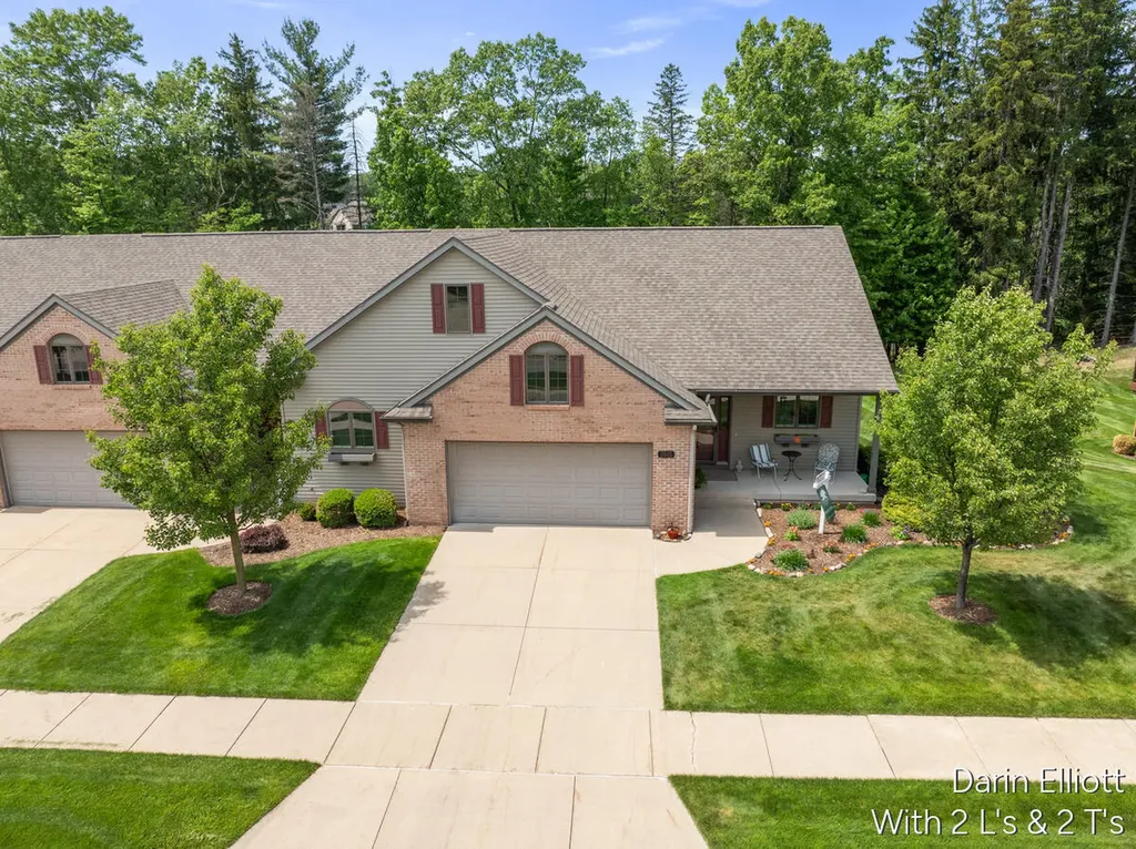 1015 Grosvenor Drive Greenville City MI 48838