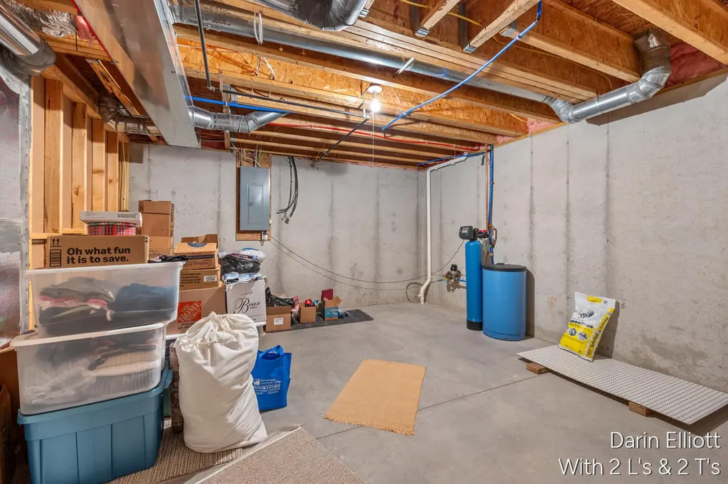 1015 Grosvenor Drive Greenville City MI 48838