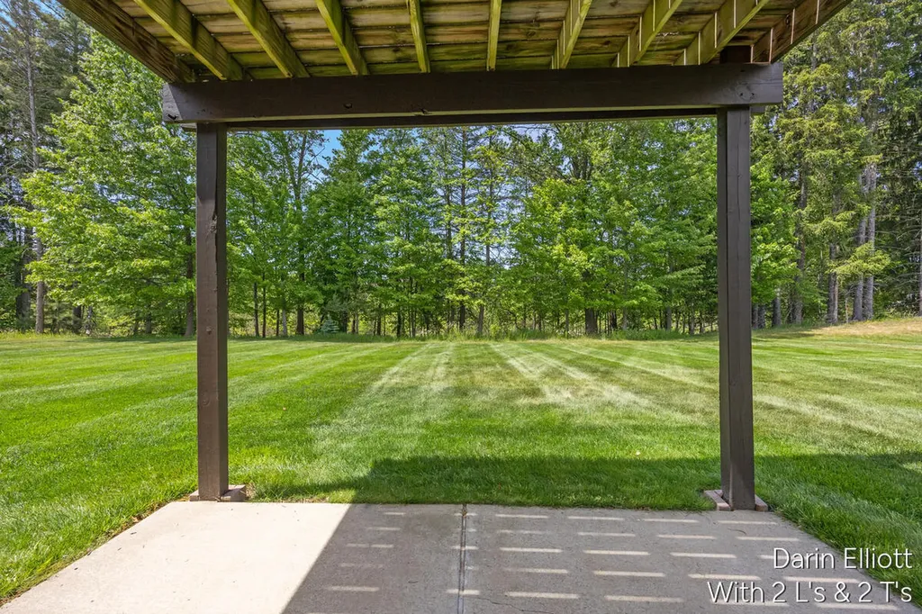 1015 Grosvenor Drive Greenville City MI 48838