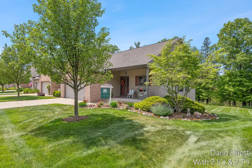 1015 Grosvenor Drive Greenville City MI 48838
