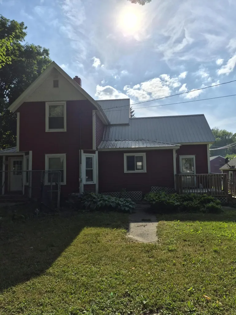 329 Beech Street Freeport Village MI 49325