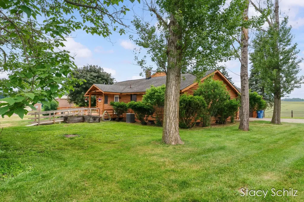 3108 Dumont Road Allegan Township MI 49010