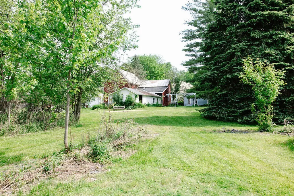 421 Kinsey Avenue SE Caledonia Village MI 49316