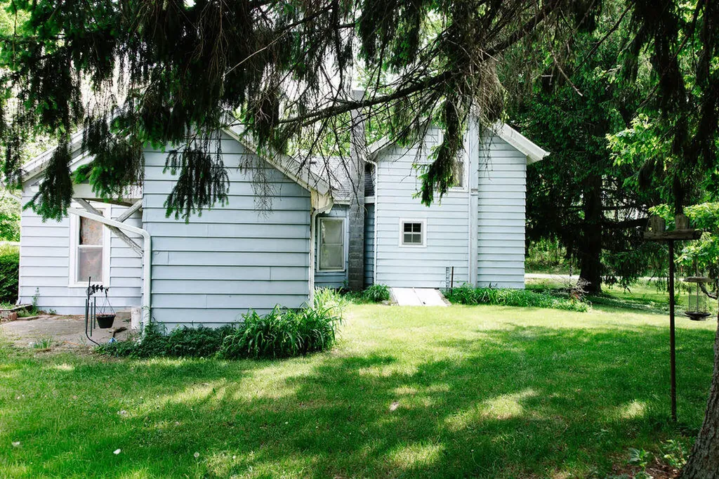 421 Kinsey Avenue SE Caledonia Village MI 49316
