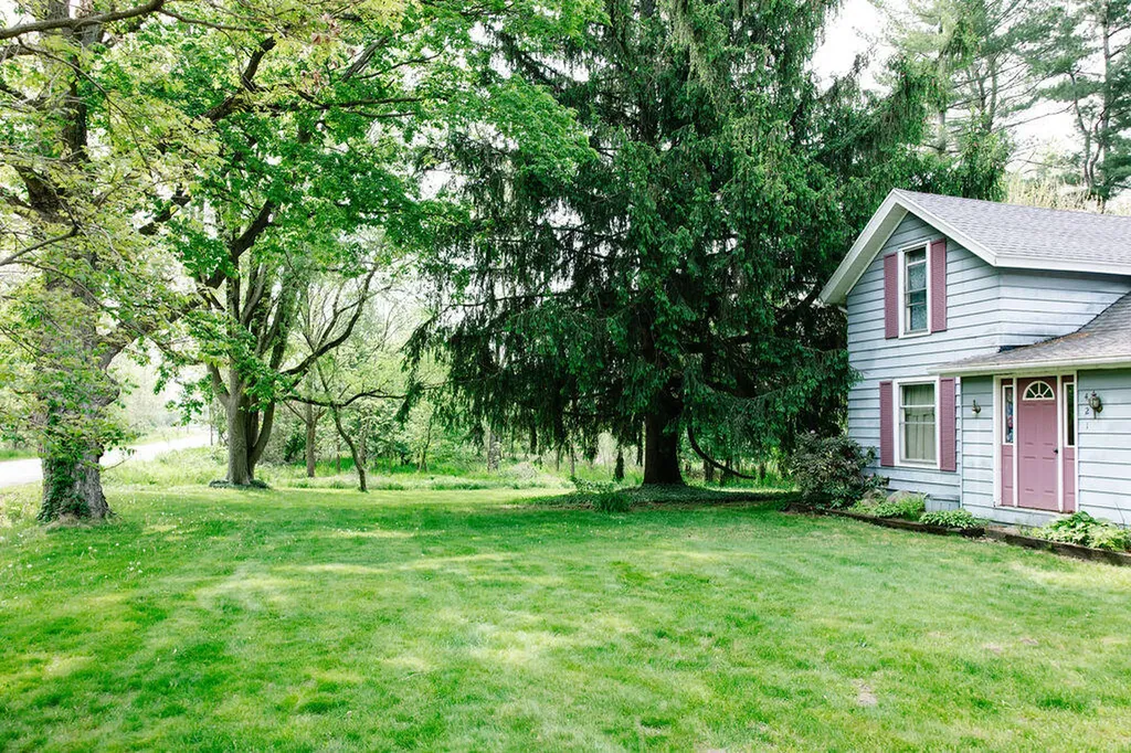421 Kinsey Avenue SE Caledonia Village MI 49316