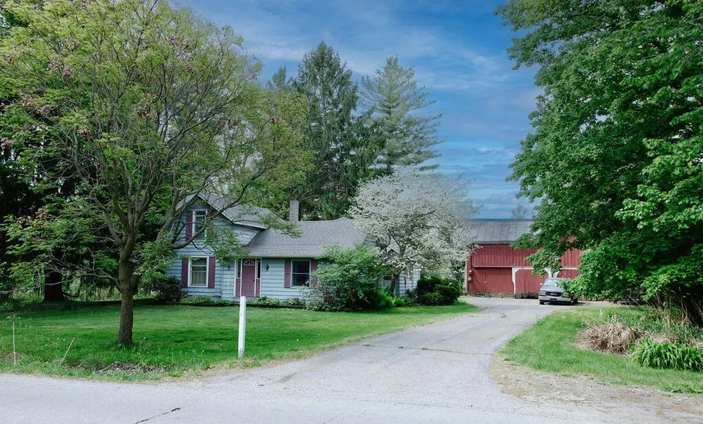 421 Kinsey Avenue SE Caledonia Village MI 49316