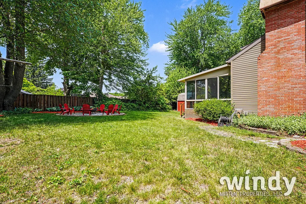 4936 Shoreview Drive Coloma Charter Township MI 49038