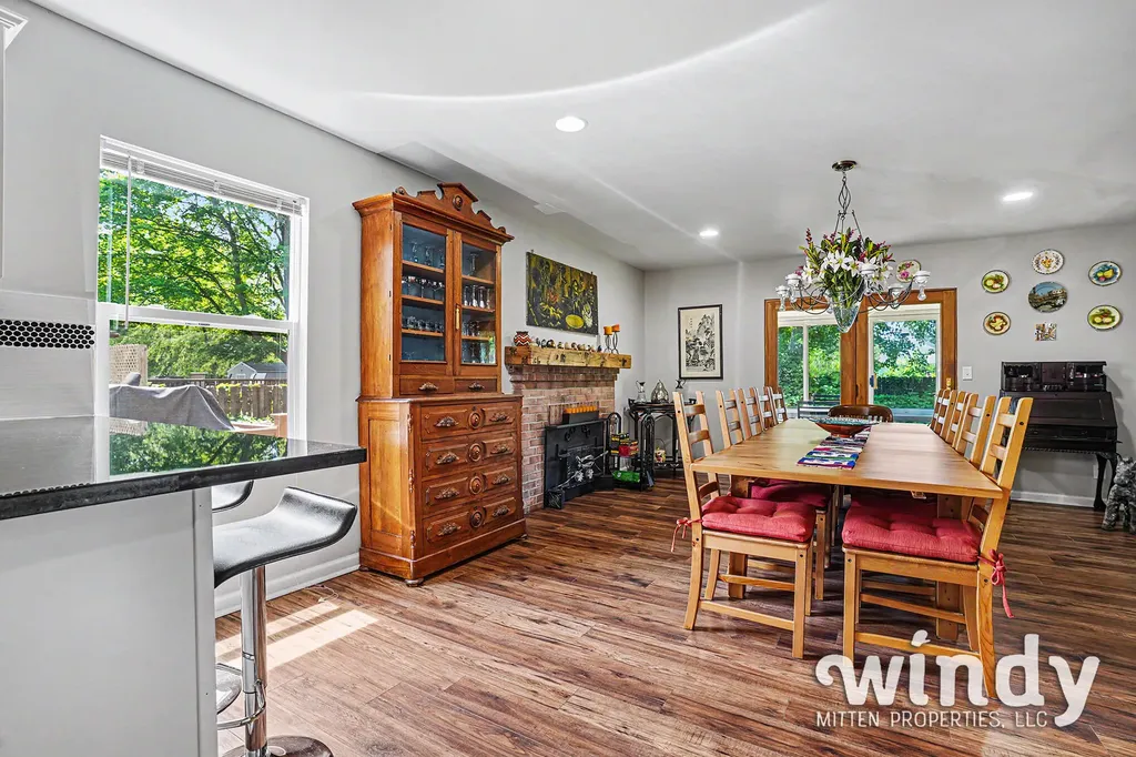 4936 Shoreview Drive Coloma Charter Township MI 49038